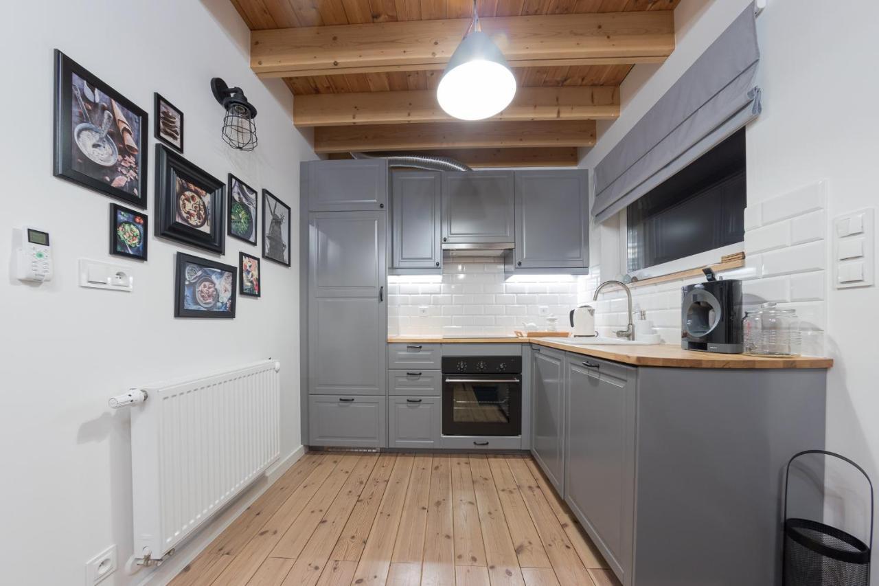Osada Ladimorg Villa Moryn Exteriör bild