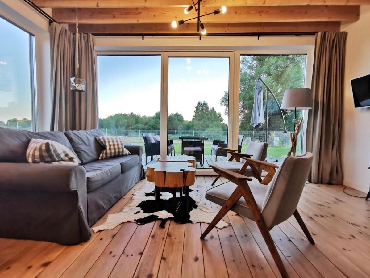 Osada Ladimorg Villa Moryn Exteriör bild