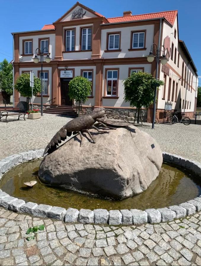 Osada Ladimorg Villa Moryn Exteriör bild